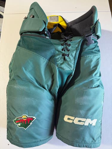 Wild Senior Large CCM HPTK Hockey Pants Pro Stock Large (Used) 48603