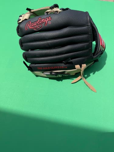 Rawlings Playmaker Series RH Baseball Glove | 11.5" | Toronto Blue Jays Edition