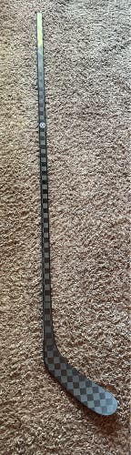 Senior Left Hand Hockey Stick P28 75 Flex (Used)
