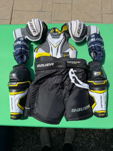 Premium Bauer Hockey Starter Kit | Youth | Sizes in Photos
