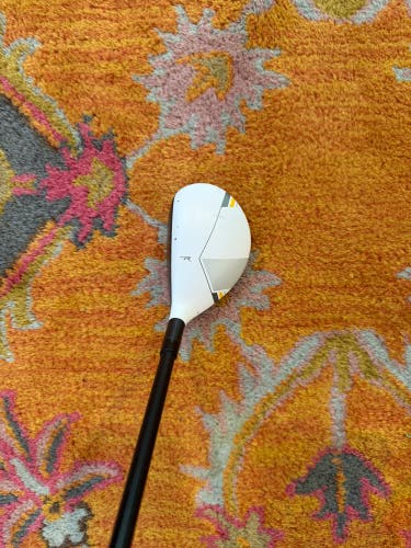 Men's TaylorMade RBZ Right Handed Hybrid 3H (Used)