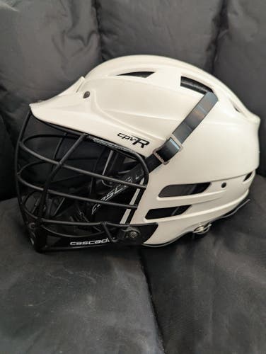 VGC Cascade CPVR S/M Lacrosse Helmet Small/Medium