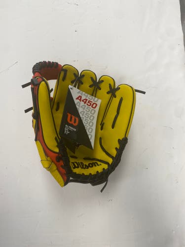 2025 Wilson A450 RH Infield Baseball Glove 11" (New)