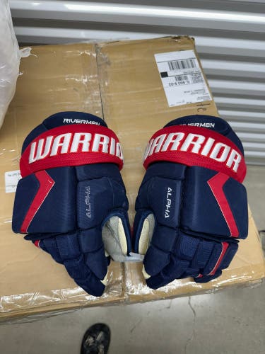 Warrior Alpha Pro Gloves 15" Pro Stock (Used)