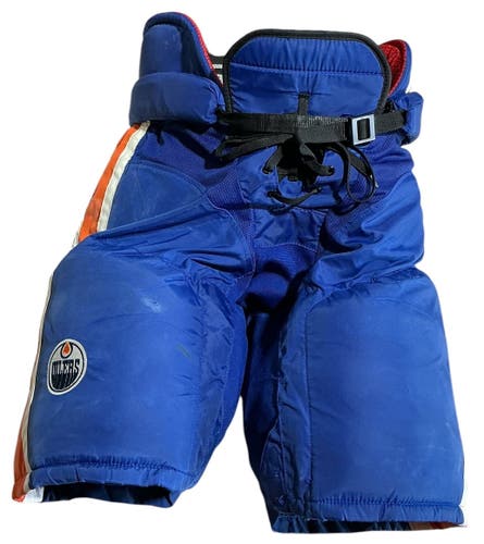 Oilers Senior Medium CCM HP45X Hockey Pants Pro Stock (Used) 7902