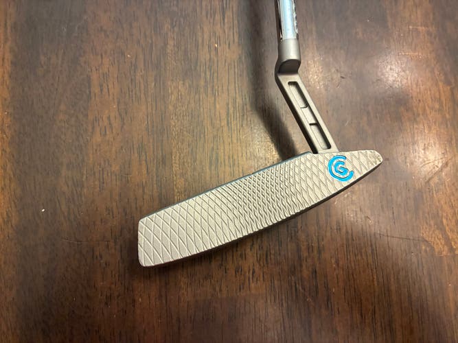 Cleveland Huntington Beach Soft 8.5 Right Handed Putter 35" (Used)