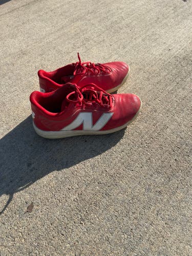 Red Men's Size M 7.0 (W 8.0) New Balance 4040v7 (Used)
