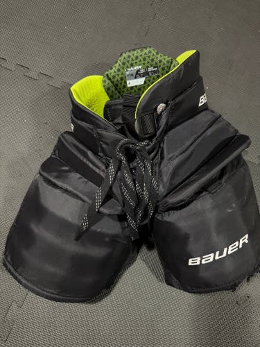 Youth Large/Extra Large Bauer Prodigy 2.0 Hockey Goalie Pants (Used)