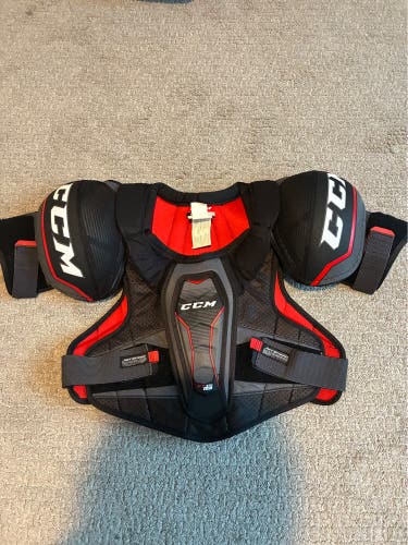 Men's Medium Senior CCM JetSpeed FT370 Shoulder Pads (Used)