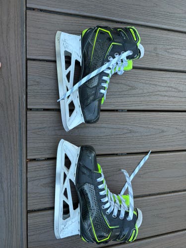 2021 Bauer GSX Hockey Goalie Skates Regular Width 7 (Used)