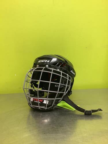 Used Ccm Xt20 Sm Hockey Helmets 11686-s000036386