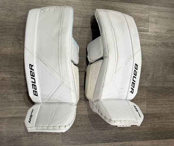 XS Bauer Supreme M5 Pro Goalie Leg Pads (Used)