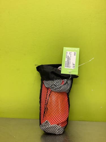 Used Nike Sm Soccer Shin Guards 11686-s000026740