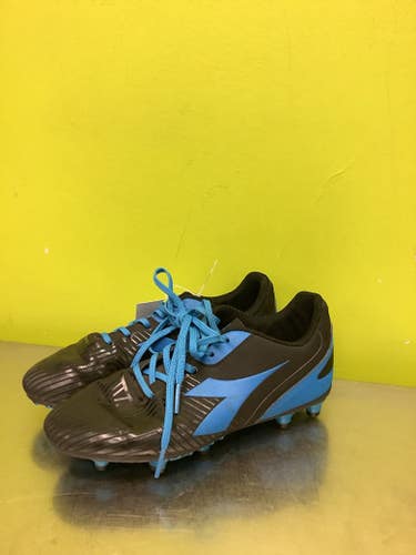 Used Diadora Junior 04 Cleat Soccer Outdoor Cleats 11686-s000025979