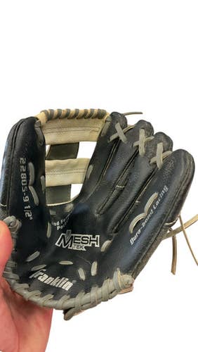 Used Franklin Mesh Bb Sb Glove Rh Throw Black 9 1 2" 11859-s000029939
