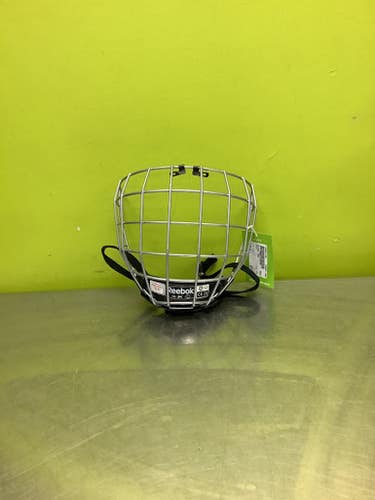 Used Reebok Fm5k Lg Hockey Helmets 11686-s000032392