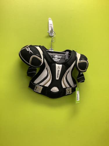 Used Reebok Sc4 87 Md Hockey Shoulder Pads 11686-s000032460