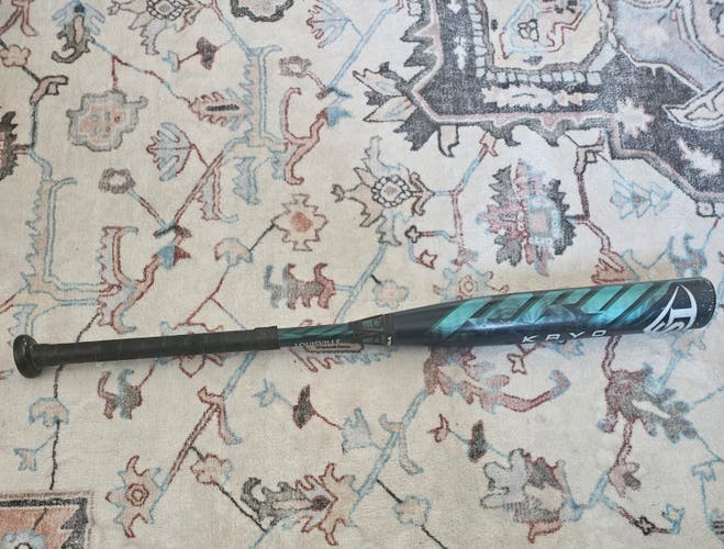 2024 Louisville Slugger Kryo Composite Bat (-10) 20 oz 30" (Used)
