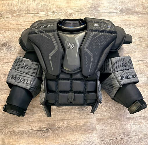 XS Bauer Elite Goalie Chest Protector (Used)
