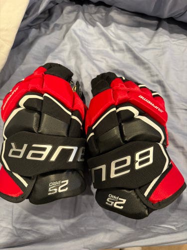 Bauer Supreme 2S Pro Gloves 13" (New)