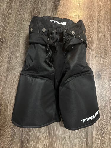 Men's Senior Large True Catalyst 5x4 Hockey Pants (Used)