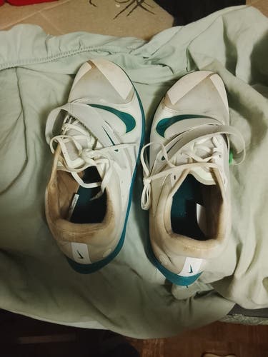 Nike Zoom Jump Rival track spikes