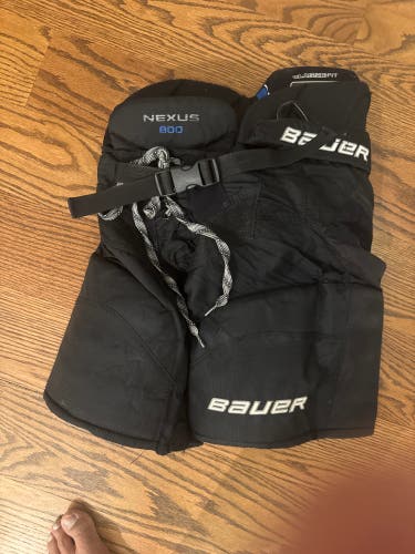 Men's Junior Small Bauer Nexus 800 Hockey Pants (Used)