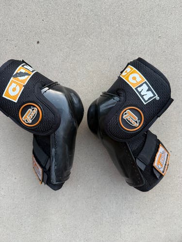 Senior Small CCM Tacks Elbow Pads (Used)