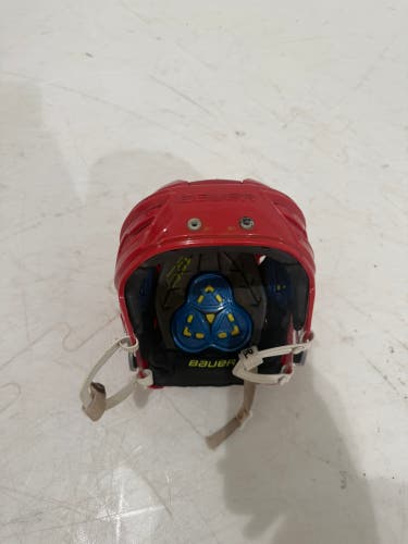 Large Bauer Re-Akt 150 Helmet (Used)