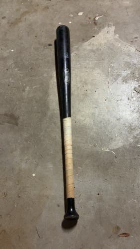2025 Baum White Stock BBCOR Certified Bat (-3) 29 oz 32" (Used)