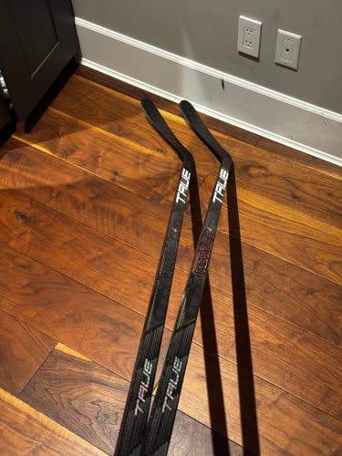 Intermediate True HZRDUS 9x4 Left Hand Hockey Stick P90T 75 Flex (New)