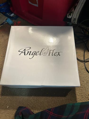 Women's Size M 11.0 (W 12.0) Adult Ghost 14 Shoes (New)