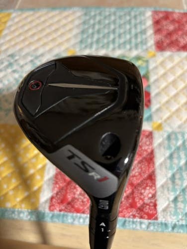 Men's Titleist TSR1 RH Hybrid Speeder Regular Flex 5H Graphite Shaft (Used)