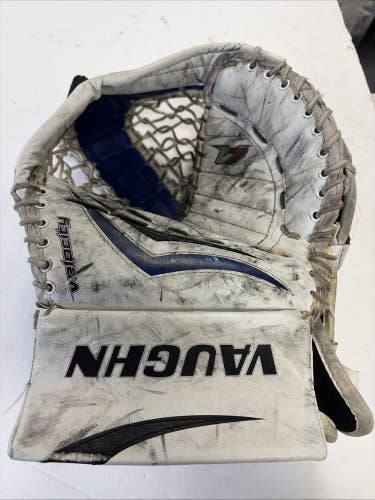 Junior Vaughn Velocity V7 JR XR Ice Hockey Goalie Glove Catcher