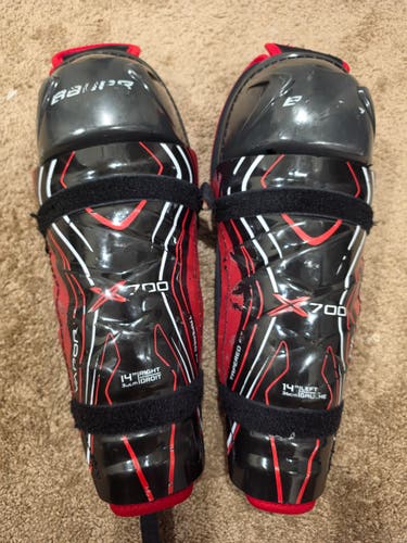 Senior Bauer Vapor X700 14" Shin Pads (Used)