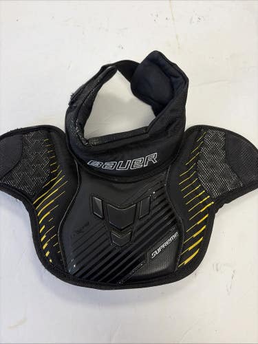 Junior Size Small Bauer Supreme Ice Hockey Goalie Neck Guard