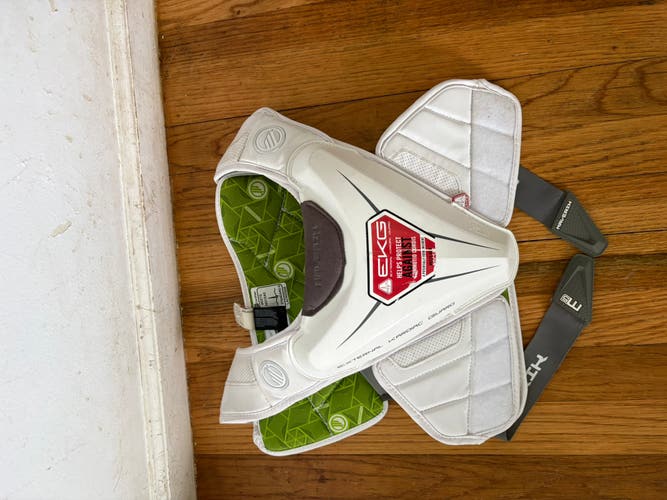 Large Adult Maverik MAX EKG Shoulder Pads (Used)