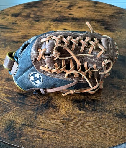 Worth Softball Glove 13"
