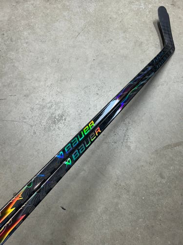 2 PACK - 87 Flex P92M Senior Bauer Flylite Left Hand Hockey Stick NHL Pro Stock