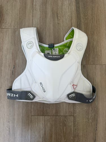 LIKE NEW Large Adult Maverik M6 Shoulder Pads