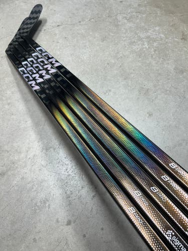5 PACK - 90 Flex P28M CCM Jetspeed FT8 Pro Right Hand Hockey Stick Beckett Sennecke Pro Stock (New)