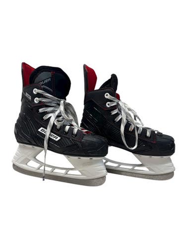 Used Bauer Ns Junior Hockey Skates - Sz 02 11835-s000204661