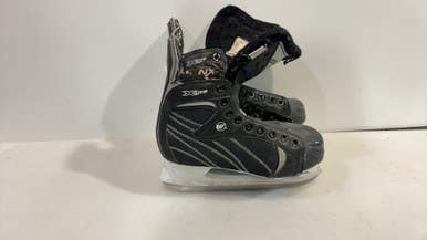 Used Winnwell Xlite Junior Hockey Skate Junior 02 11615-s000243692