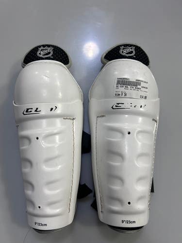 Used Ccm Sg Ccm Nhl Yth 9inch Youth Shin Guards White 9" 11615-s000265621