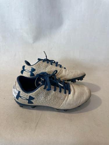 Used Under Armour Soccer Cleats White Junior 02.5 11615-s000270011