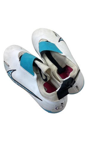 Used Nike Soccer Cleats White Youth 06.0 11846-s000101303
