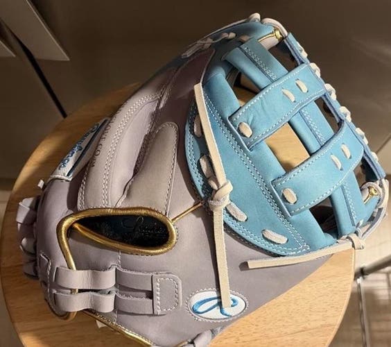 2025 Rawlings Liberty Advanced RH Catcher's Softball Glove 34" (New)