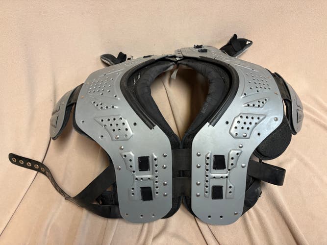Large Adult Schutt Shoulder Pads (Used)