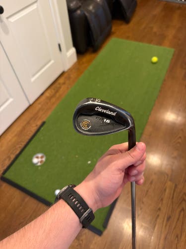 Men's Cleveland CG16 Right Handed Wedge 52 Degree Steel Shaft (Used)