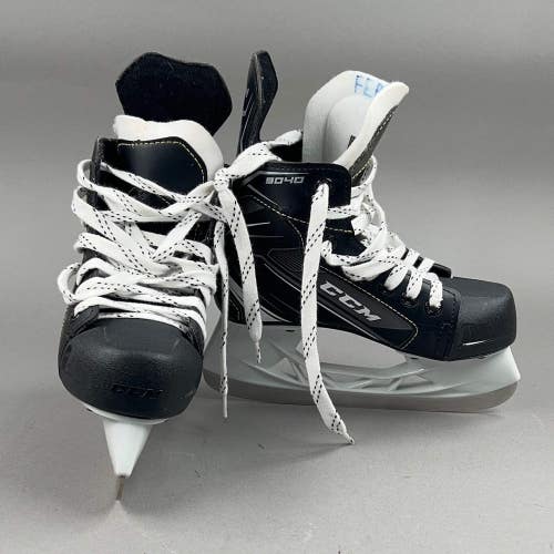 CCM Tacks 9040 Size 1 Junior Hockey Skates
